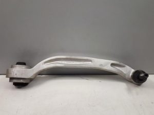 21396898 – 40407694J – Draagarm rechts-voor