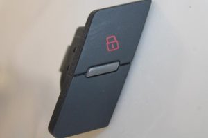 17792075 – 4F0962107B5PR – Centrale deurvergrendeling Schakelaar