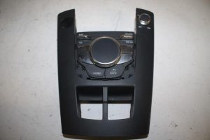 17805217 – 8V0919614E – Regelunit Multi Media