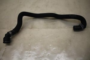 17799049 – 4H0121056M – Kühlerschlauch