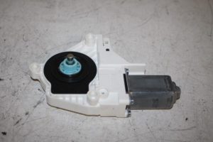 17807588 – 8K0959802B – Door window motor