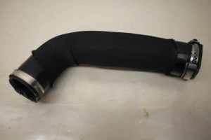 17801802 – 8E0145708K – Intercooler Slang