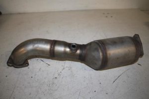 17809081 – 4F0254200S – Katalysator