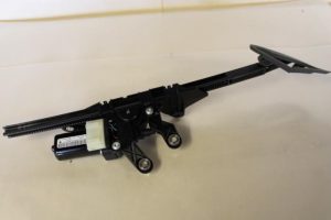 17792155 – 8F0857759 – Gurtbringer links