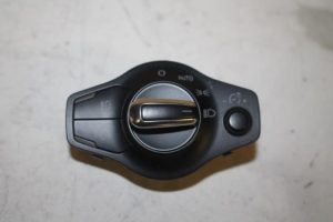 17824194 – 8K0941531AAWEP – Licht Schalter