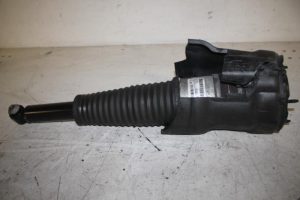 17813452 – 4H0616002C – Stoßdämpfer rechts hinten