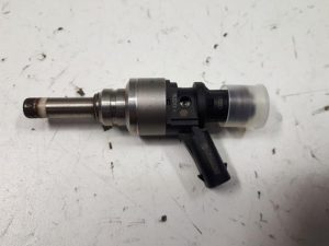 19019005 – 079906036N – Injector (benzine injectie)