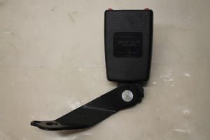 17797370 – 8N885774001C – Veiligheidsgordel Insteek rechts-achter