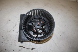 17824627 – 1J2819021B – Kachel Ventilatiemotor