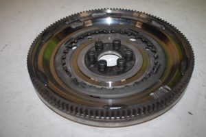 17819320 – 03F105266 – Vliegwiel