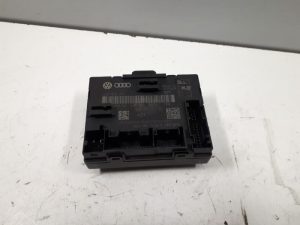 18688572 – 4G8959793J – Central door locking module