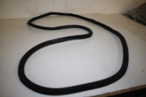 17817701 – 4M0833721C – Türgummi 4-türig rechts hinten