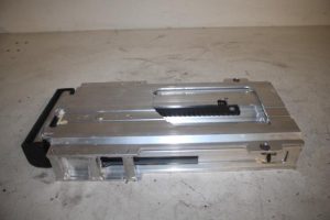 17807369 – 8H0880077B – Roll bar