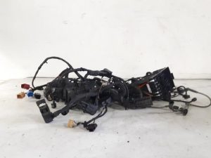 18949584 – 04C972627T – Kabelboom motorruimte