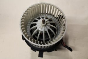 17786986 – 8K2820021C – Kachel Ventilatiemotor