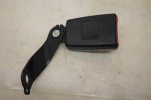 17796222 – 8N885773901C – Veiligheidsgordel Insteek links-achter