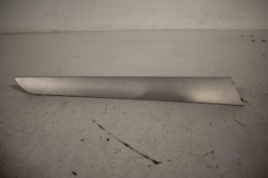 17806642 – 8K0867409LAR8 – Zierleiste