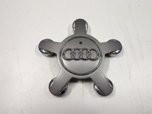 20716577 – 4F0601165N – Radkappe