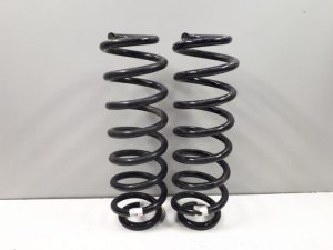 21883520 – 5QF511115CB – Schroefveer achter