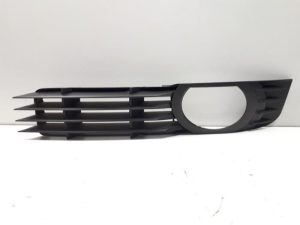 18673829 – 4E0807681B3FZ – Bumper Rooster