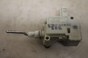 17796709 – 8N7862159 – Tankklep Vergrendelingsmotor