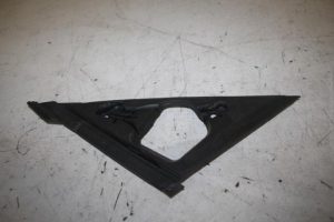 17813595 – 8R0867367A – Portierrubber 4Deurs links-voor