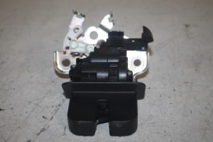 17808679 – 4H0827505A – Slotmechaniek Achterklep