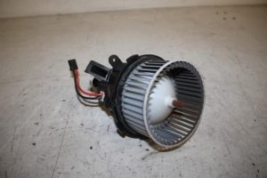 17813610 – 8T2820021 – Kachel Ventilatiemotor