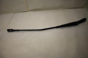 17801264 – 4G1955408C1P9 – Front wiper arm