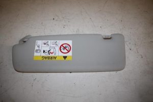 17830756 – 8U0857552ABFT9 – Zonneklep