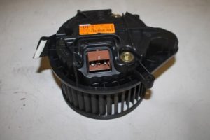 17826280 – 8E1820021E – Kachel Ventilatiemotor