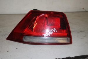 17831491 – 5G0945095M – Achterlicht links