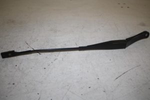 17807557 – 8R1955407B1P9 – Front wiper arm