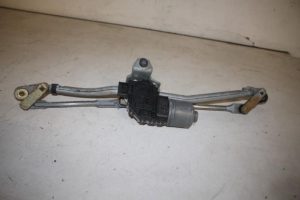 17831102 – 8H1955603A – Wiper motor + mechanism