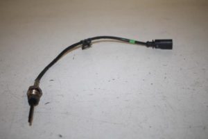 17806687 – 03L906088FH – Exhaust heat sensor