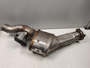 21820438 – 4G0254400G – Katalysator