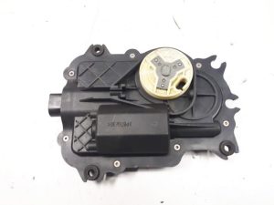 20212377 – 4E0837059 – Sluithulpmotor portier links-achter