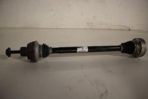 17825373 – 8R0501203C – Antriebswelle links hinten