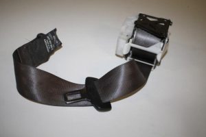 17817157 – 8E5857805ELEQ – Sicherheitsgurt links hinten