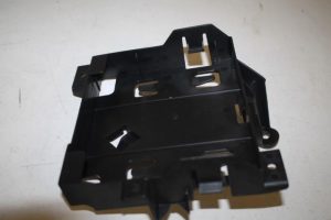 17803300 – 8K0907461A – Steun (diversen)