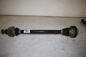 17831609 – 8R0501203C – Antriebswelle links hinten