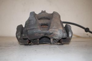 17830391 – 8K0615124C – Remklauw (Tang) rechts-voor