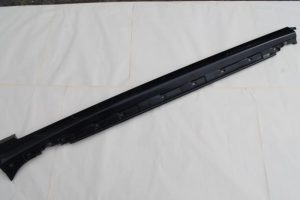 17791045 – 8E0853859Z9Y – Dorpel links