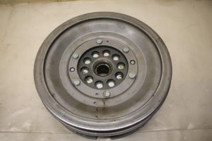 17799113 – 0B5105317F – Vliegwiel