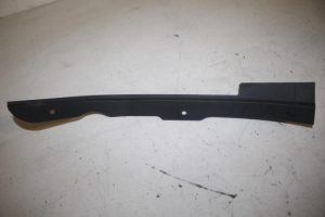 17806465 – 4H0853887B – Wielcover