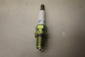 17798549 – BCPR7ES – Bougie