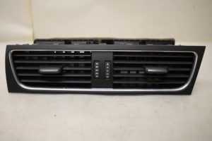 17796083 – 8T2820951BWVF – Luchtrooster Dashboard