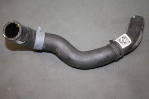 17820969 – 8W0122448P – Kühlerschlauch