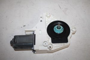 17803609 – 8K0959801B – Raammotor Portier