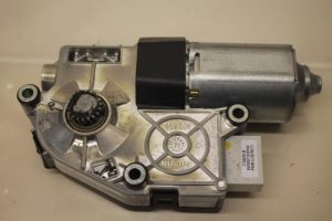 17799955 – 8V3959591 – Schuifdak Motor